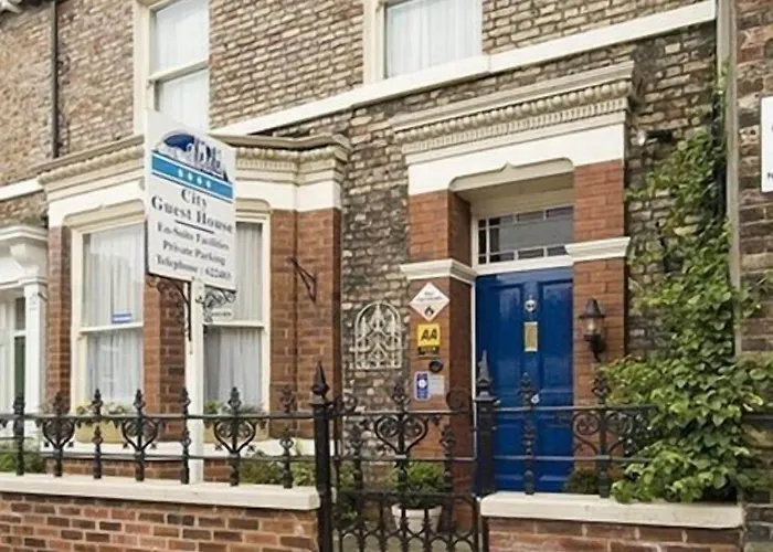 City Guest House 4* York