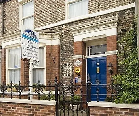 Hotel City Guest House 4*