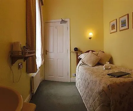 Hotel City Guest House 4*